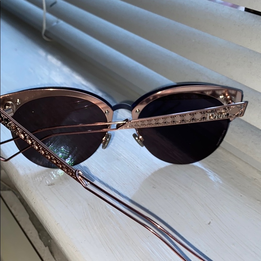 Sun glasses